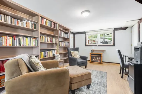 14858 Parkside Avenue Oak Forest IL 60452