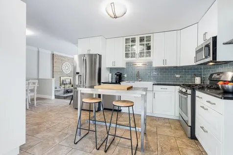 14858 Parkside Avenue Oak Forest IL 60452