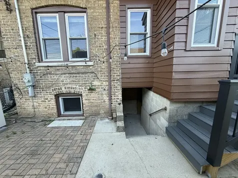5230 North Liano Avenue Chicago IL 60630