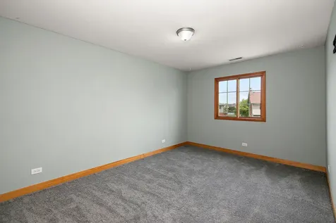 1123 Meadow Path Manteno IL 60950