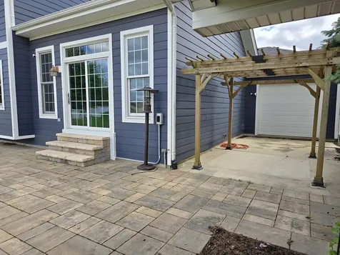 1123 Meadow Path Manteno IL 60950