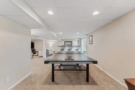 635 Oakview Drive Algonquin IL 60102