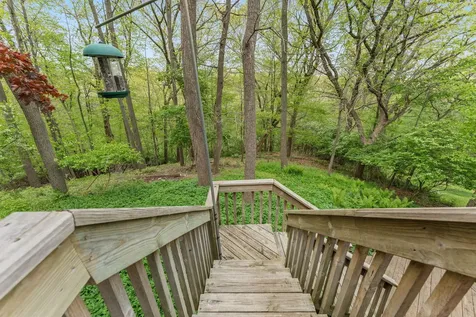 635 Oakview Drive Algonquin IL 60102
