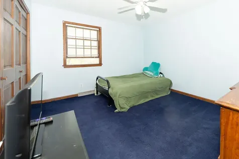 10594 Grover Oaks Road Roscoe IL 61073