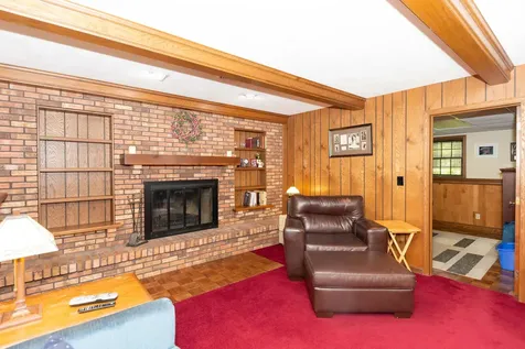 10594 Grover Oaks Road Roscoe IL 61073