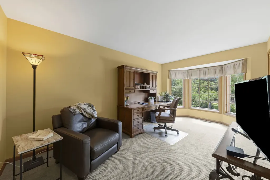 6344 Greene Road Woodridge IL 60517