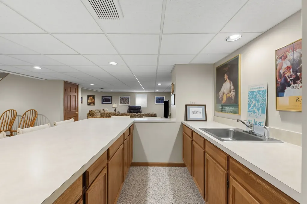 6344 Greene Road Woodridge IL 60517