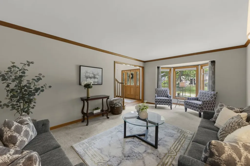 6344 Greene Road Woodridge IL 60517