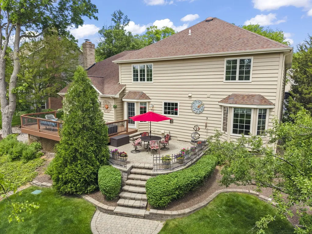 6344 Greene Road Woodridge IL 60517