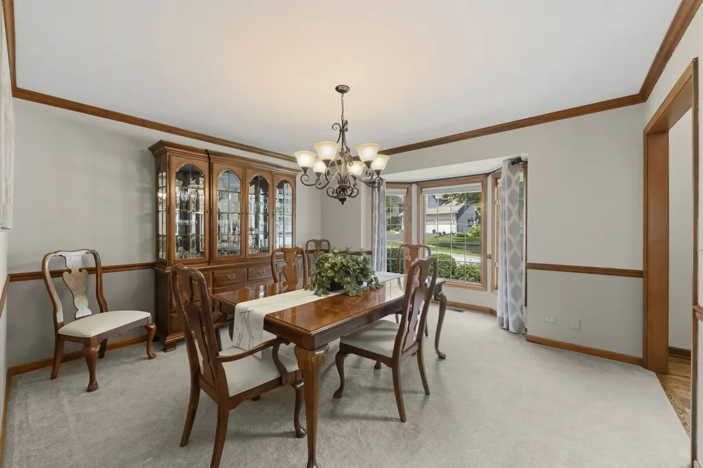6344 Greene Road Woodridge IL 60517