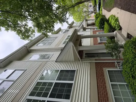 721 Pheasant Trail St. Charles IL 60174