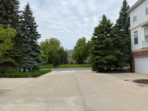 721 Pheasant Trail St. Charles IL 60174