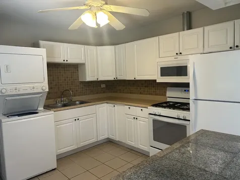 6847 Hawthorne Lane Hanover Park IL 60133