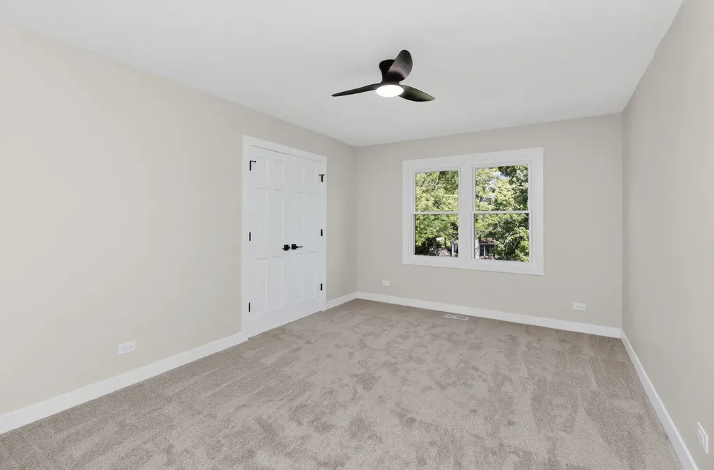 2604 Newport Drive Naperville IL 60565