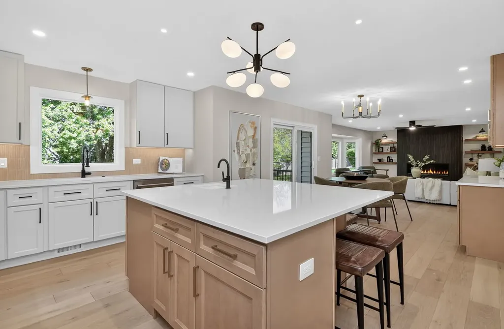 2604 Newport Drive Naperville IL 60565