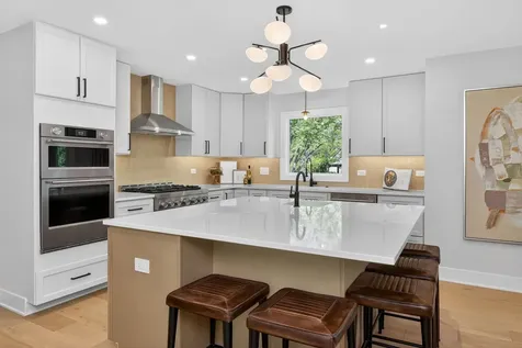 2604 Newport Drive Naperville IL 60565