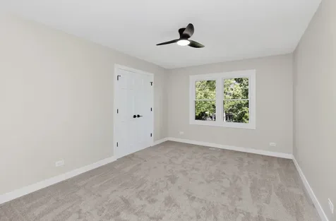 2604 Newport Drive Naperville IL 60565