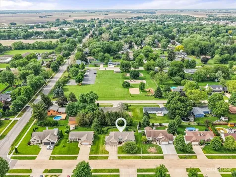 714 East Knights Road Sandwich IL 60548
