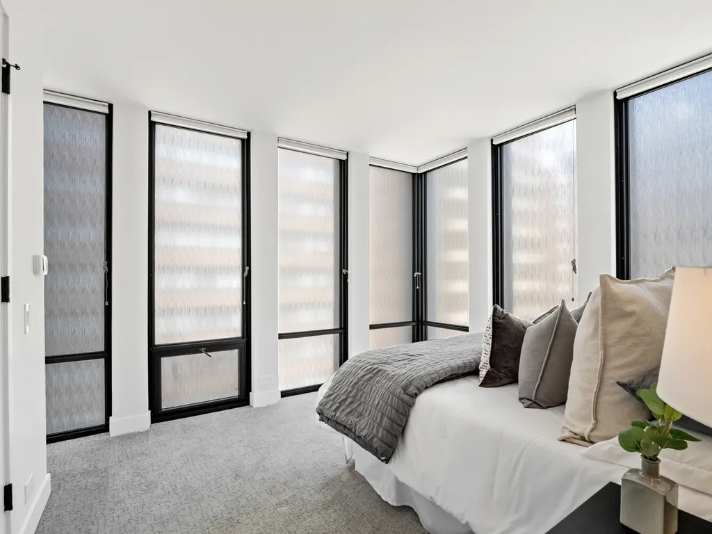 200 East Delaware Place Chicago IL 60611