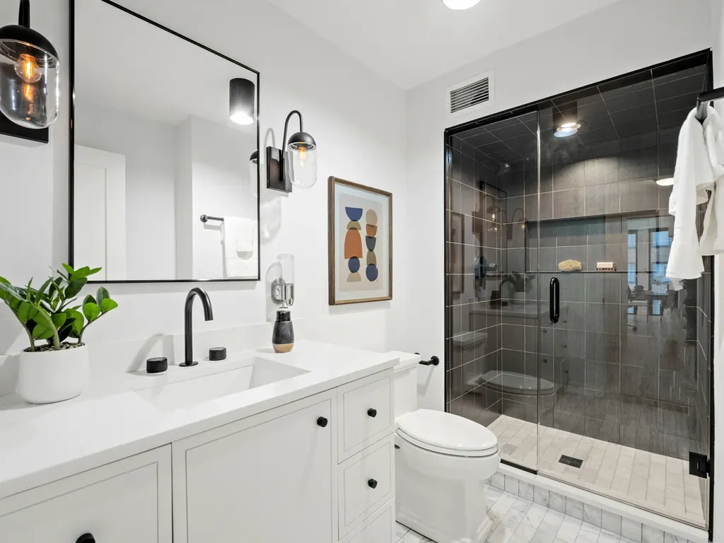 200 East Delaware Place Chicago IL 60611