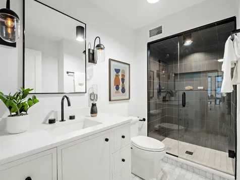 200 East Delaware Place Chicago IL 60611