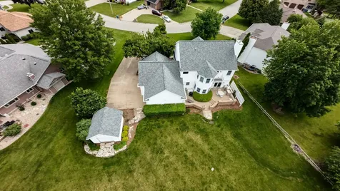 1816 Cardinal Court Pontiac IL 61764