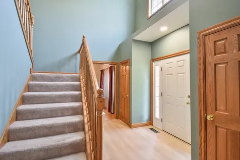 1816 Cardinal Court Pontiac IL 61764