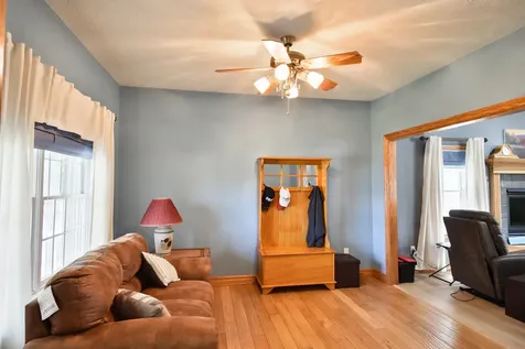 1816 Cardinal Court Pontiac IL 61764