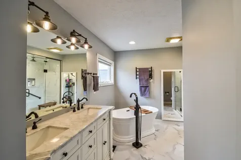 1816 Cardinal Court Pontiac IL 61764