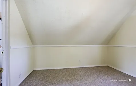3233 Elisha Avenue Zion IL 60099
