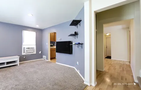 3233 Elisha Avenue Zion IL 60099