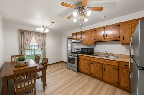 1406 Kaskaskia Avenue Elgin IL 60123