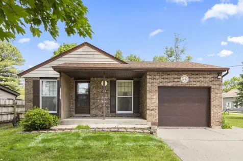 1406 Kaskaskia Avenue Elgin IL 60123