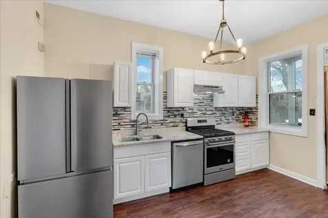 4823 South Indiana Avenue Chicago IL 60615