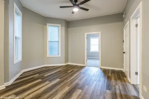 4823 South Indiana Avenue Chicago IL 60615