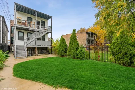 4823 South Indiana Avenue Chicago IL 60615