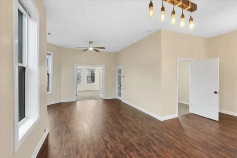 4823 South Indiana Avenue Chicago IL 60615