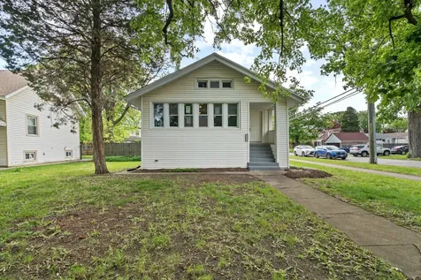 1400 South 17th Avenue Maywood IL 60153