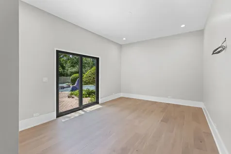 411 Woodland Court Glenview IL 60025