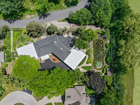 411 Woodland Court Glenview IL 60025
