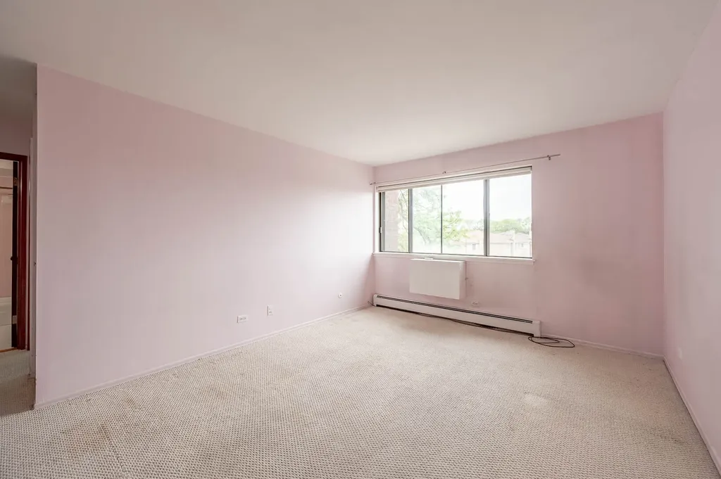 8455 West Leland Avenue Chicago IL 60656