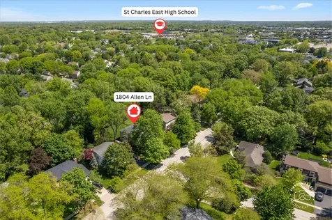 1804 Allen Lane St. Charles IL 60174