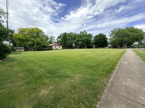 2115 Cherry Avenue Hanover Park IL 60133