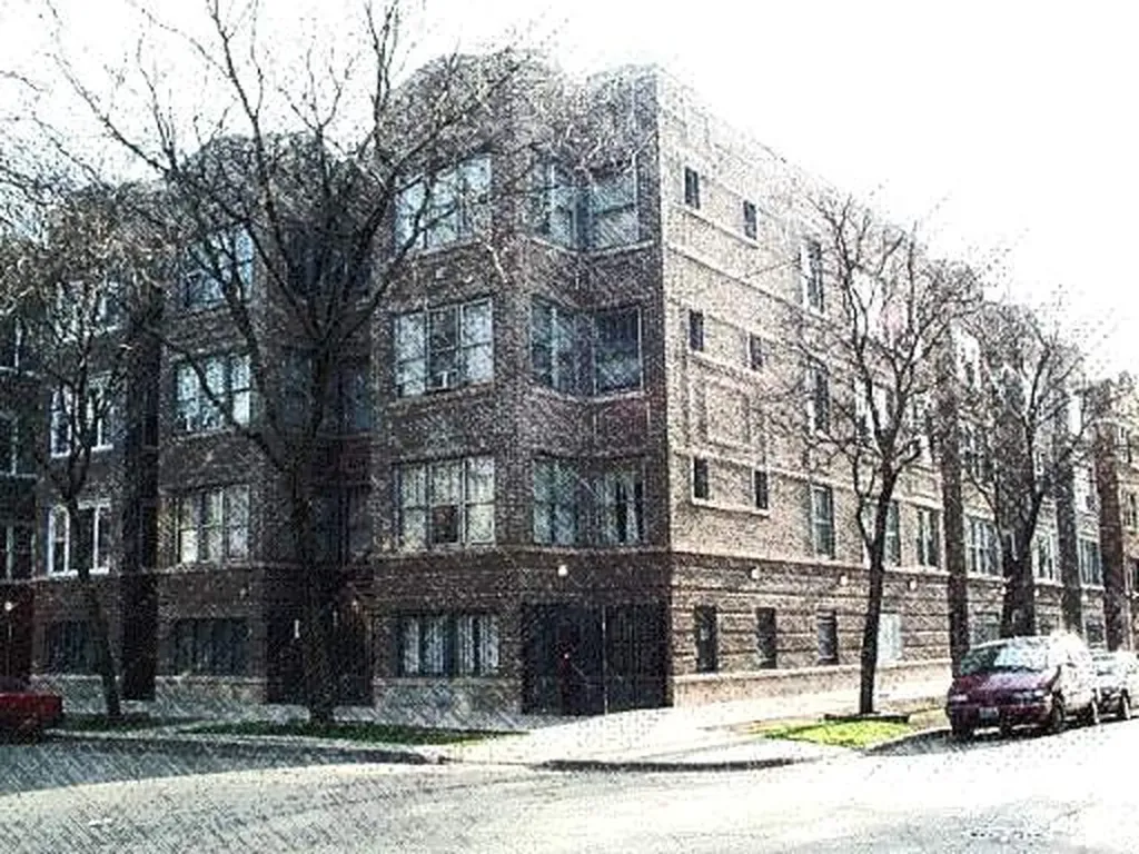 7656 North Greenview Avenue Chicago IL 60626