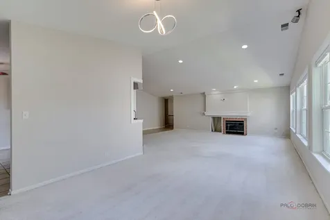 552 Saddlebrook Lane Vernon Hills IL 60061