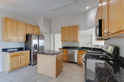 552 Saddlebrook Lane Vernon Hills IL 60061
