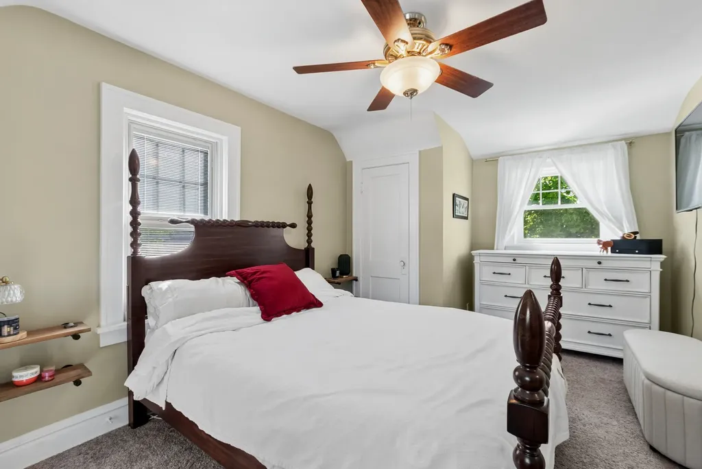 1492 South Jefferson Street Lockport IL 60441
