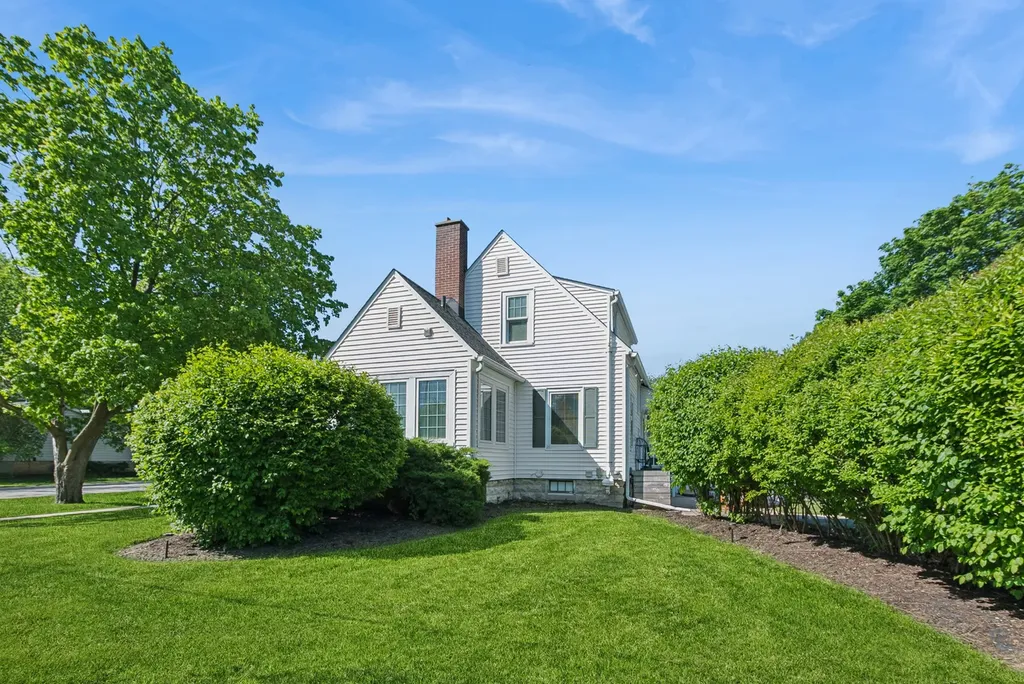 1492 South Jefferson Street Lockport IL 60441