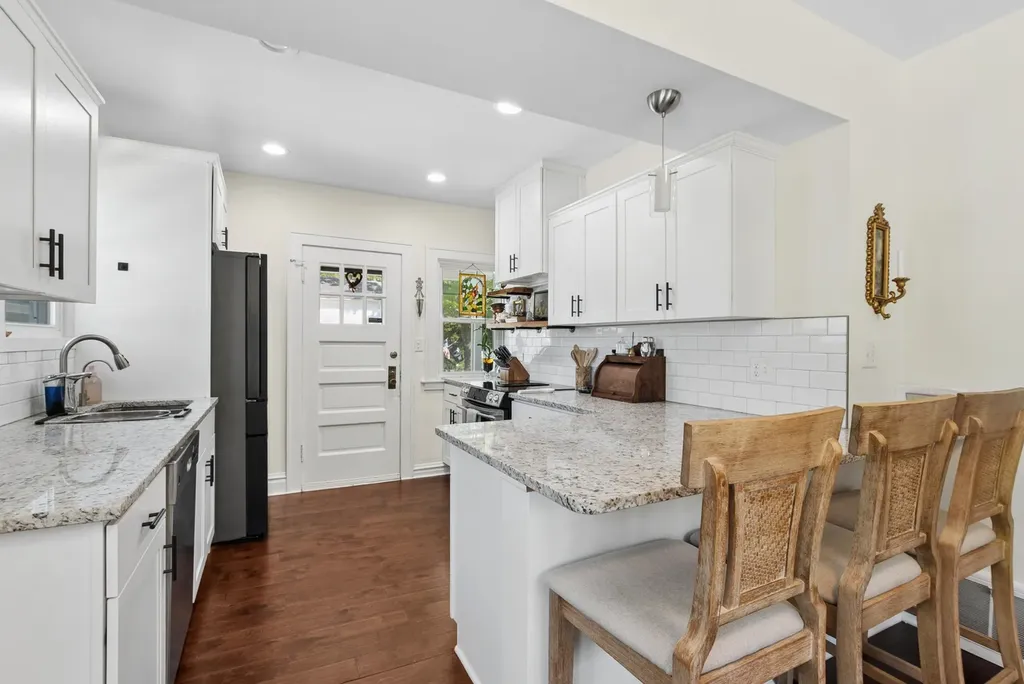 1492 South Jefferson Street Lockport IL 60441