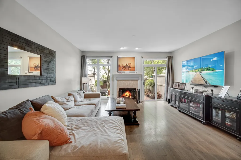 4252 West Harrington Lane Chicago IL 60646